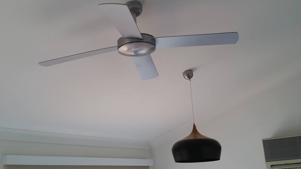 Ceiling fan sleek design